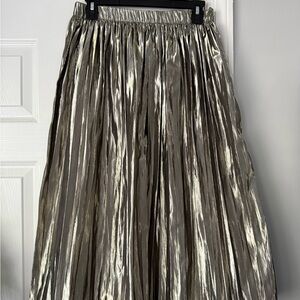GAP Metallic Pleated A-Line Skirt - Gold
